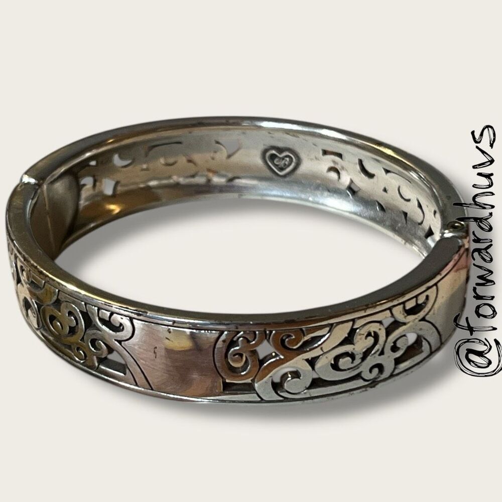 Brighton Magnetic Clasp Bracelet – Silver Tone Filigree – 7” Oval